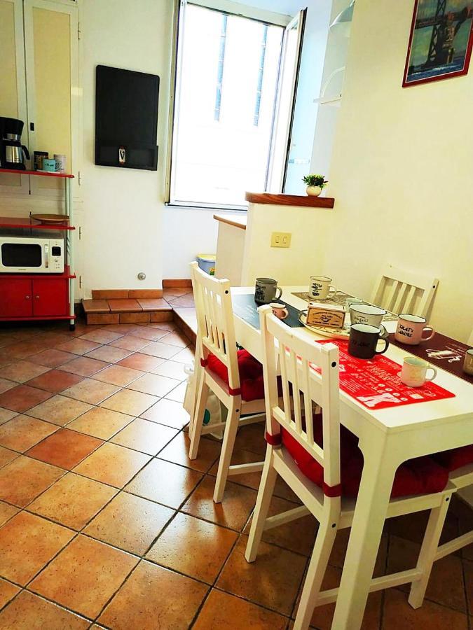 I Love Testaccio - Whole Apartment In The City Center Roma Ngoại thất bức ảnh
